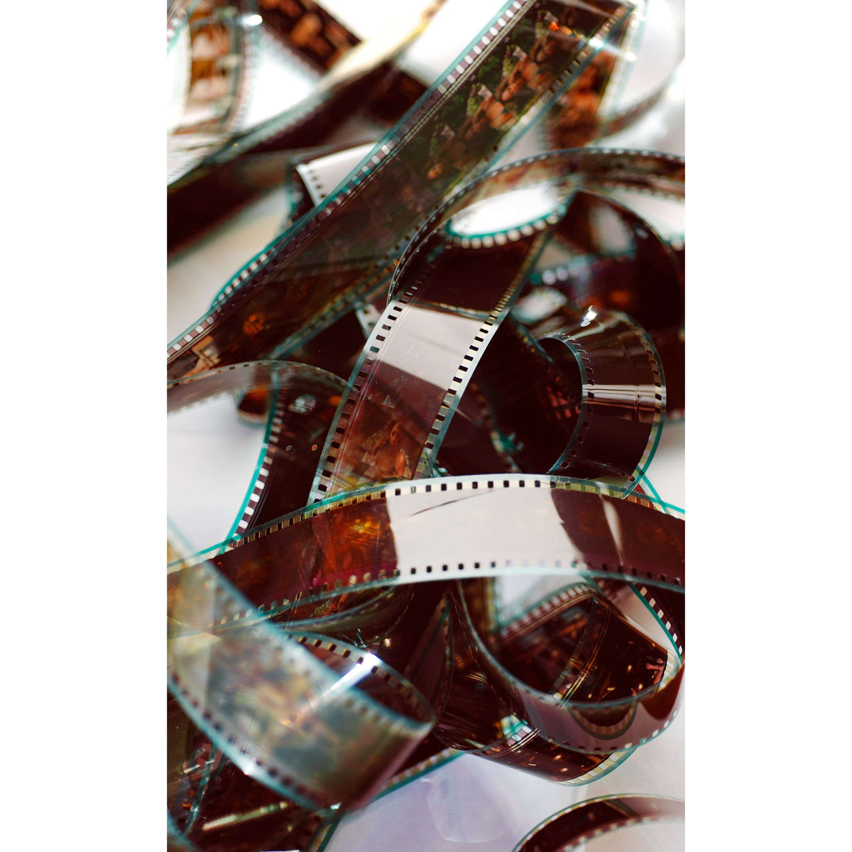 mah-test04:Cinema — The Marias